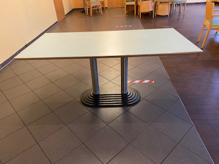 GTI 202-58 Tisch Lindgrün meliert,1,6 m x 0,8 m,.Restaurant.Bistro.Cafe.2 Mittelsäulen,Standfest und praktisch