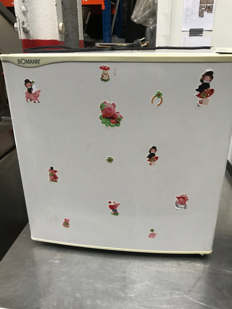 GKS 220-46 Profi Tisch-Kühlschrank,Kühlbox mit Gefrierfach ,Typ BC 50,KB 205,Volumen 50 / 46 Liter