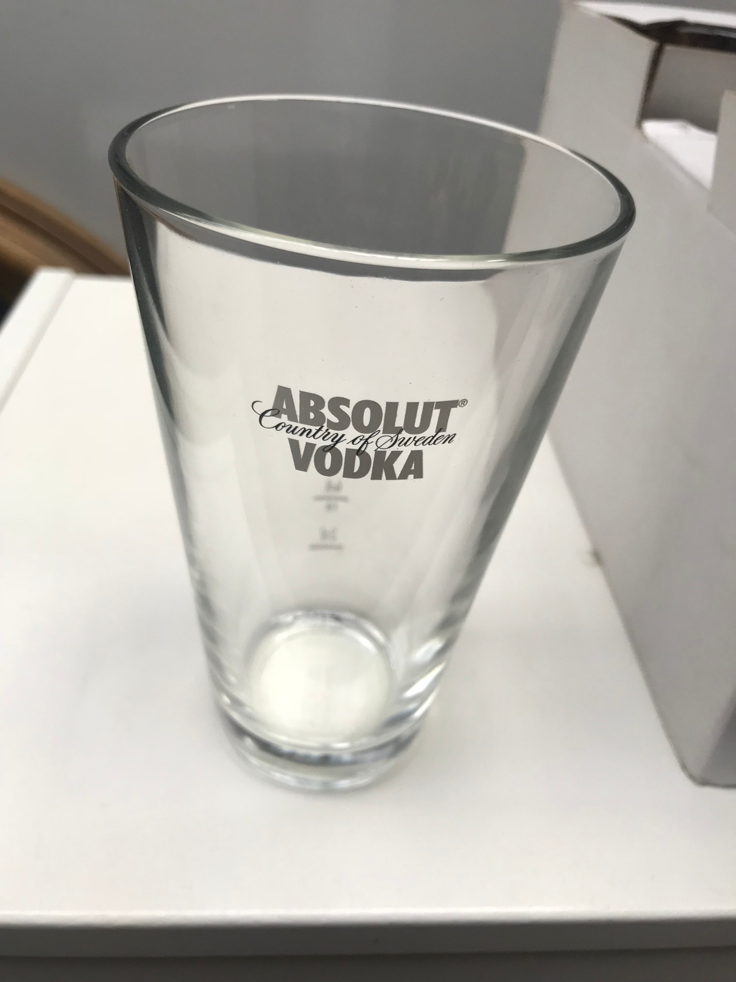 G 132-7 Vodka Glas ;Longdrink- erfekt + Cocktails - sehr schön mit Füllstrich