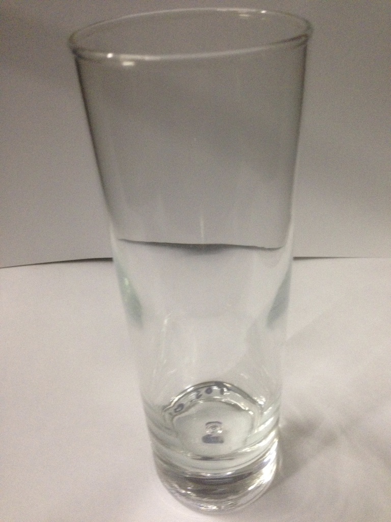 G 128 Glas Longdrink.Wasser 0,2 Liter.stilvoll.mit Füllstrich.Preis 0,65 €