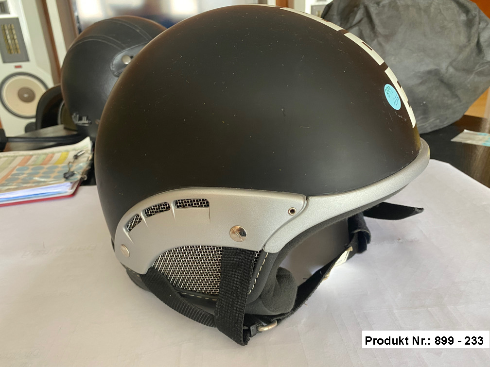 AMO-31 Motorrad Helm,MOMO-Design-(fast wie neu-keine Gebrauchsspuren),Größe:? oder ? cm-kommt noch !!!