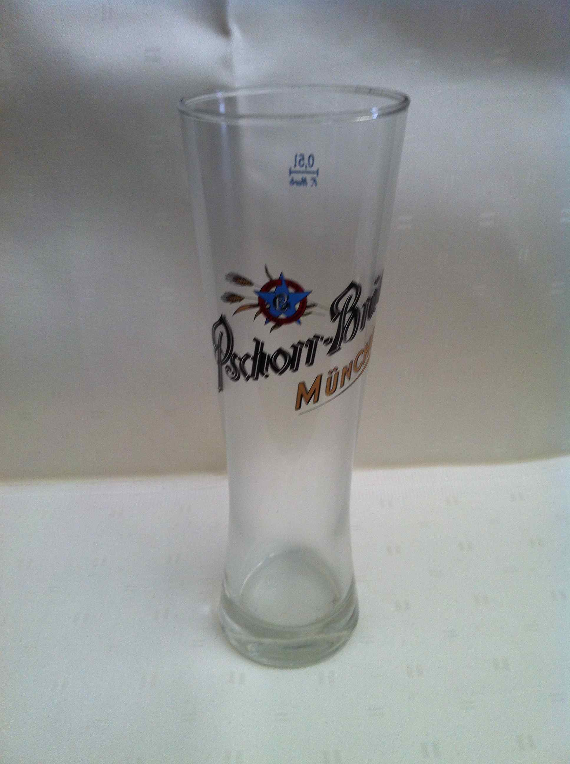 G 86 Bierglas-Glas 0,50 Liter. Kelch 